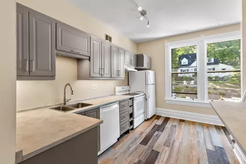 Kitchen - 1 Moyer Pl, Cincinnati, OH 45208 photo 3 of 3