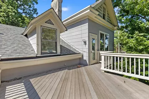 Exterior - 1 Moyer Pl, Cincinnati, OH 45208 photo 6 of 11