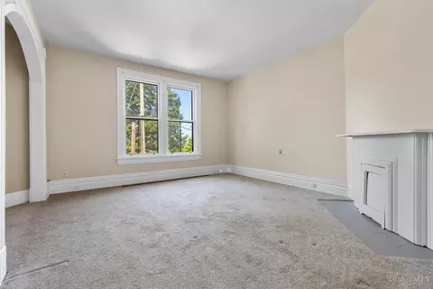 Living - 1 Moyer Pl, Cincinnati, OH 45208 photo 7 of 7
