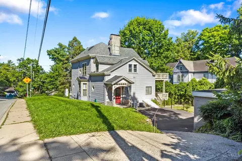 Exterior - 1 Moyer Pl, Cincinnati, OH 45208 photo 10 of 11
