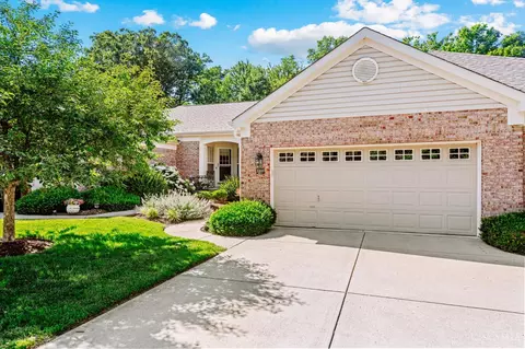 1160 Shayler Woods Dr, Batavia, OH 45103