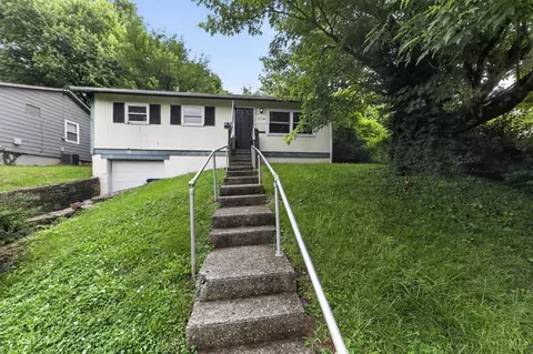 1714 Monterey Ct, Cincinnati, OH 45223