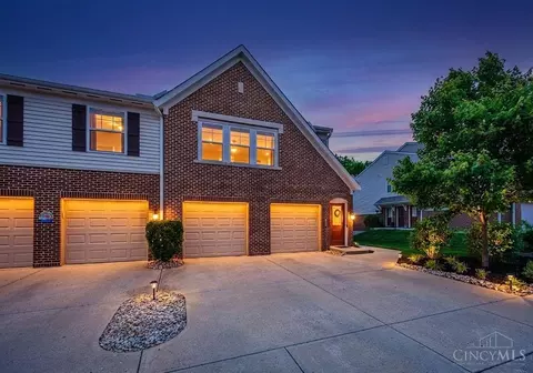 1253 Double Eagle Ct, Lebanon, OH 45036