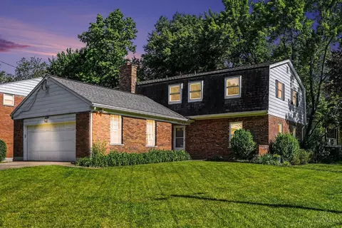 1992 Gainsborough Ln, Anderson Twp, OH 45230