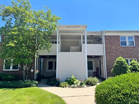 1247 Ebenezer Rd, Cincinnati, OH 45233