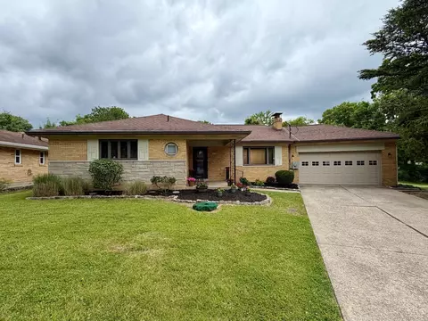5575 Edger Dr, Cincinnati, OH 45239