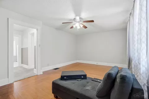 Living - 3718 Forest Ct, Cheviot, OH 45211 photo 4 of 5