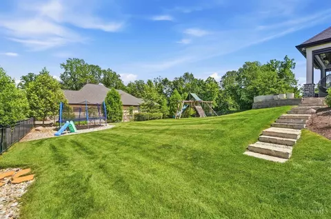 Exterior - 574 Forestedge Dr, Coldstream, OH 45255 photo 7 of 12