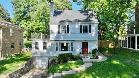 2722 Ridgewood Ave, Cincinnati, OH 45213