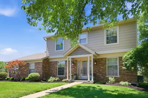 7338 Pickway Dr, Cincinnati, OH 45233