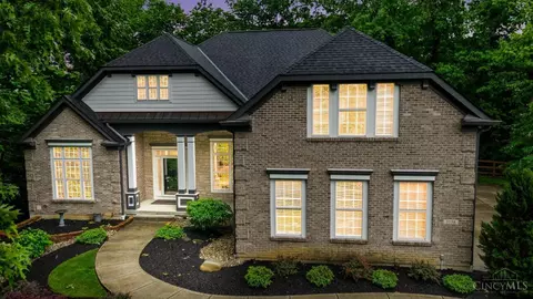 5138 Chukker Point Ln, Cincinnati, OH 45244