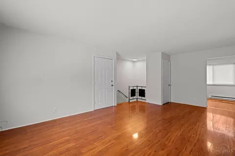 Living - 6118 Stover Ave, Golf Manor, OH 45237 photo 2 of 2