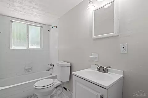 Bath - 6118 Stover Ave, Golf Manor, OH 45237 photo 1 of 1