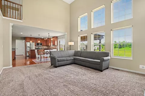 Living - 4969 Springleaf Dr, Liberty Twp, OH 45011 photo 6 of 7
