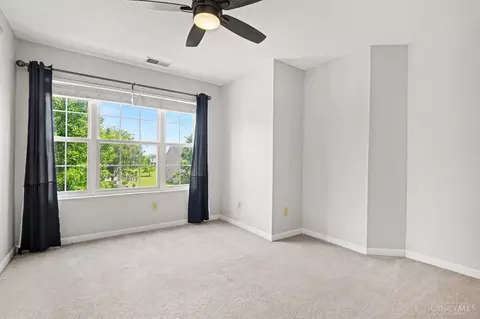 Bedroom - 4969 Springleaf Dr, Liberty Twp, OH 45011 photo 3 of 4