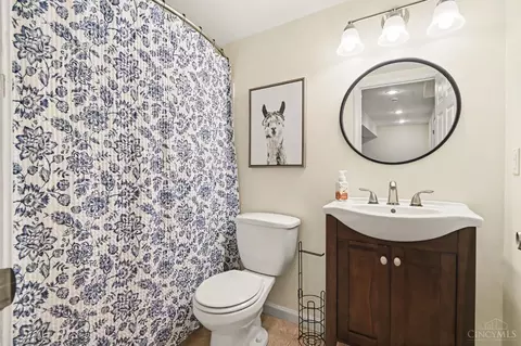 Bath - 4969 Springleaf Dr, Liberty Twp, OH 45011 photo 5 of 5