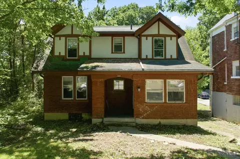813 Fred Shuttlesworth Cir, Cincinnati, OH 45229