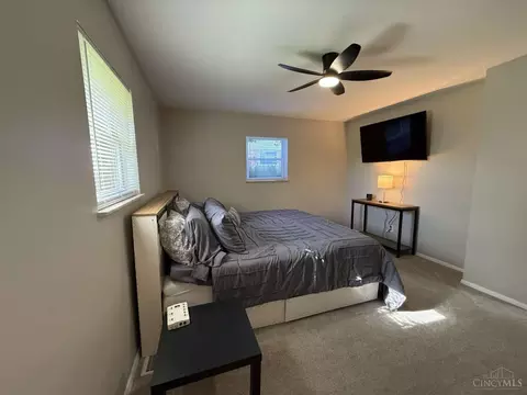 Bedroom - 8903 Cavalier Dr, Cincinnati, OH 45231 photo 3 of 3