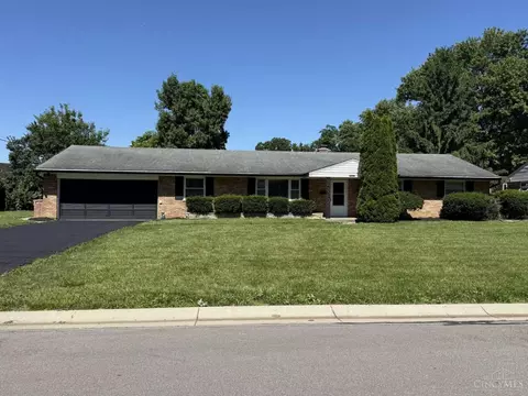 8903 Cavalier Dr, Cincinnati, OH 45231