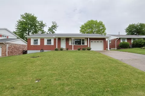 8574 Linderwood Ln, Cincinnati, OH 45255