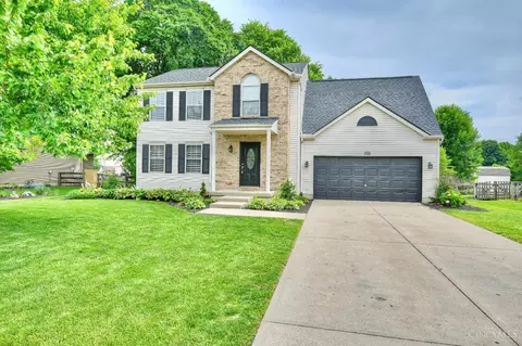 1952 Michelle Ln, Middletown, OH 45044