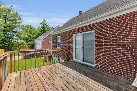 Exterior - 1620 Joseph Ct, Cincinnati, OH 45231 photo 9 of 11