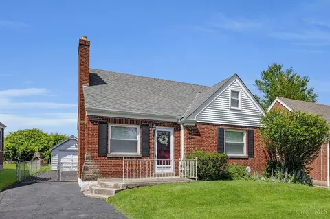 Exterior - 1620 Joseph Ct, Cincinnati, OH 45231 photo 2 of 11