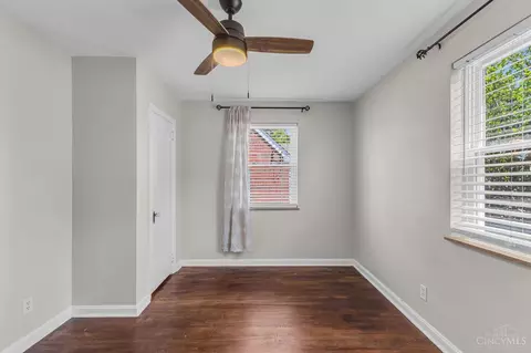 Bedroom - 1620 Joseph Ct, Cincinnati, OH 45231 photo 2 of 5