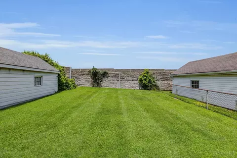 Exterior - 1620 Joseph Ct, Cincinnati, OH 45231 photo 11 of 11