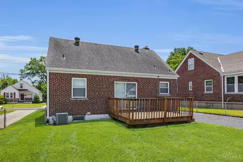 Exterior - 1620 Joseph Ct, Cincinnati, OH 45231 photo 6 of 11