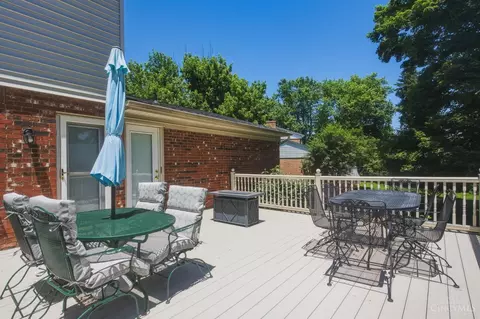 Exterior - 2457 Owlcrest Dr, Cincinnati, OH 45231 photo 7 of 14