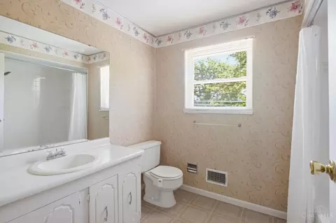 Bath - 2457 Owlcrest Dr, Cincinnati, OH 45231 photo 4 of 4