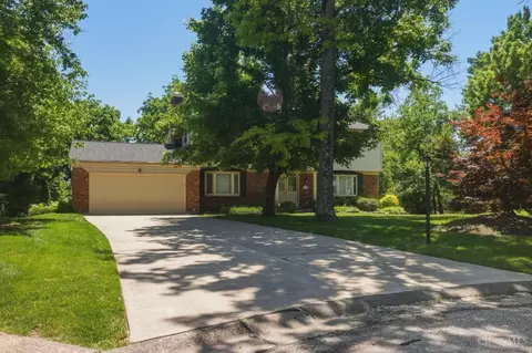 Exterior - 2457 Owlcrest Dr, Cincinnati, OH 45231 photo 3 of 14