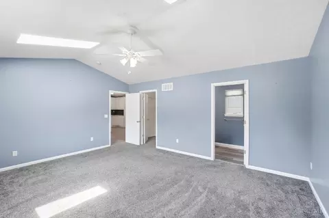5629 Bluepine Dr, Cincinnati, OH 45247 photo 13