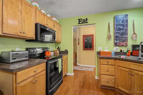 Kitchen - 327 Rawling Dr, Harrison, OH 45030 photo 2 of 3