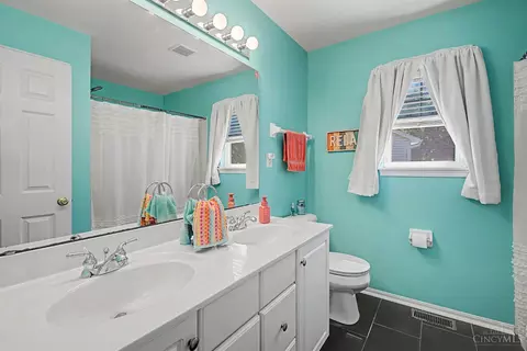 Bath - 327 Rawling Dr, Harrison, OH 45030 photo 1 of 5
