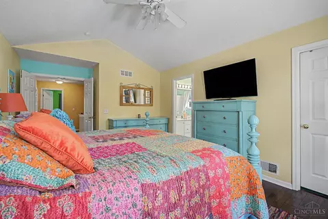 Bedroom - 327 Rawling Dr, Harrison, OH 45030 photo 2 of 9