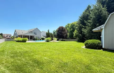 Exterior - 327 Rawling Dr, Harrison, OH 45030 photo 7 of 7