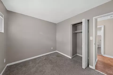 Bedroom - 8811 Grenada Dr, Cincinnati, OH 45231 photo 4 of 5