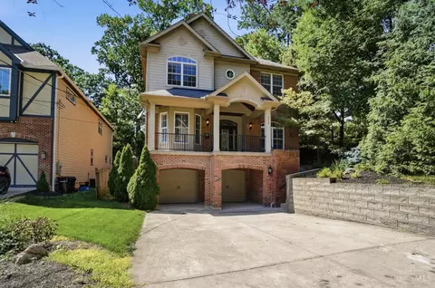 623 Rushton Rd, Cincinnati, OH 45226