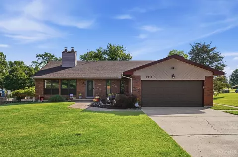 2312 Bevington Ln, Hamilton, OH 45013