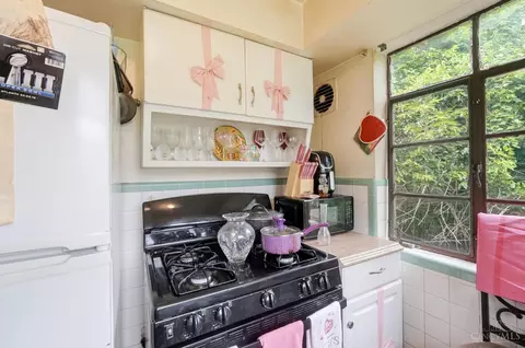 Kitchen - 6211 Paddock Rd, Cincinnati, OH 45216 photo 8 of 8