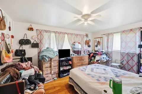 Bedroom - 6211 Paddock Rd, Cincinnati, OH 45216 photo 1 of 12
