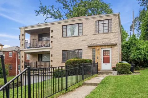 Exterior - 6211 Paddock Rd, Cincinnati, OH 45216 photo 3 of 14