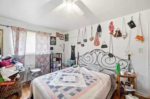 Bedroom - 6211 Paddock Rd, Cincinnati, OH 45216 photo 2 of 12