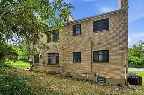 Exterior - 6211 Paddock Rd, Cincinnati, OH 45216 photo 13 of 14