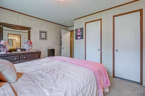 Bedroom - 2629 Ruby Ln, Middletown, OH 45044 photo 3 of 5