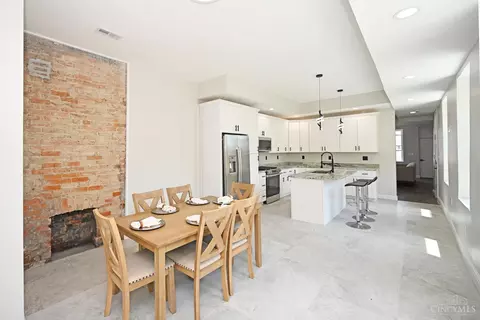 Dining - 925 State Ave, Cincinnati, OH 45204 photo 4 of 4