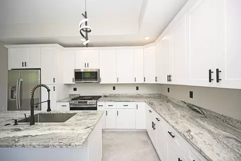 Kitchen - 925 State Ave, Cincinnati, OH 45204 photo 2 of 2
