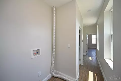 Entry Way - 925 State Ave, Cincinnati, OH 45204 photo 1 of 1